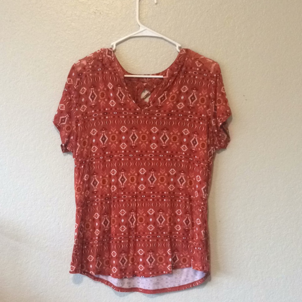 Short sleeved shirt